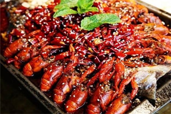烤鱼爱上小龙虾