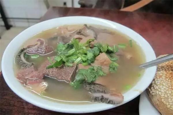 好吃羊杂汤