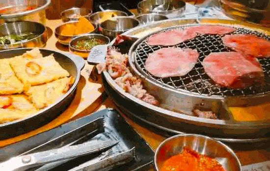 姜虎东烤肉店