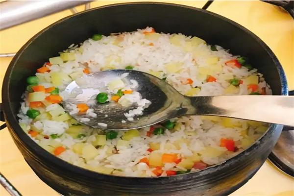 鼎罐饭