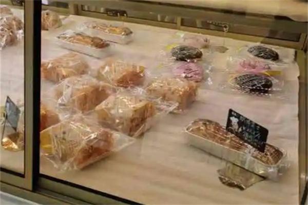 艺焙滋中式糕点