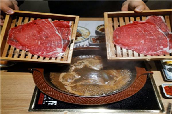 momo牛和牛寿喜烧