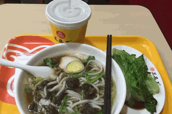 三品王牛肉粉