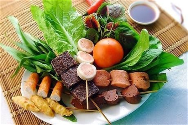 竹签串串香麻辣烫
