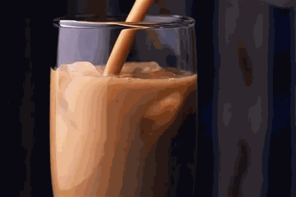 遇见半糖奶茶