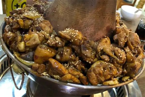 鸡上树火锅鸡加盟