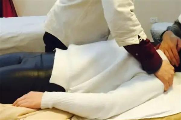 正骨理疗推拿