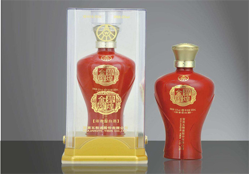 金碧辉煌白酒