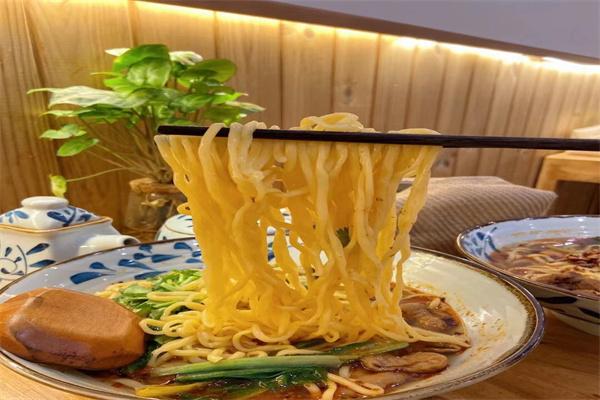 麦香清面馆