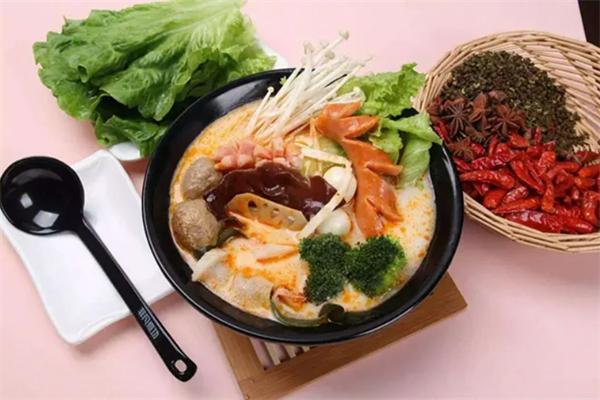 隆源麻辣烫