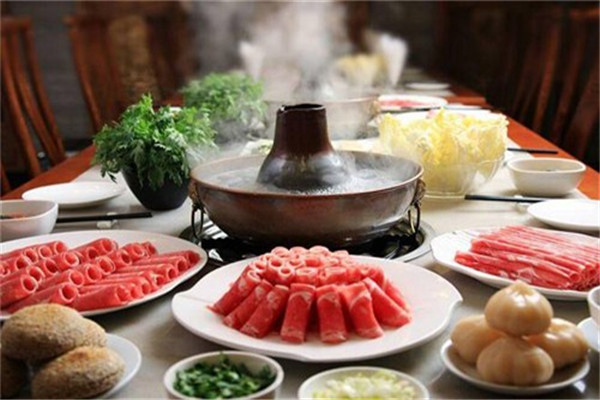 滇西火塘牛肉火锅