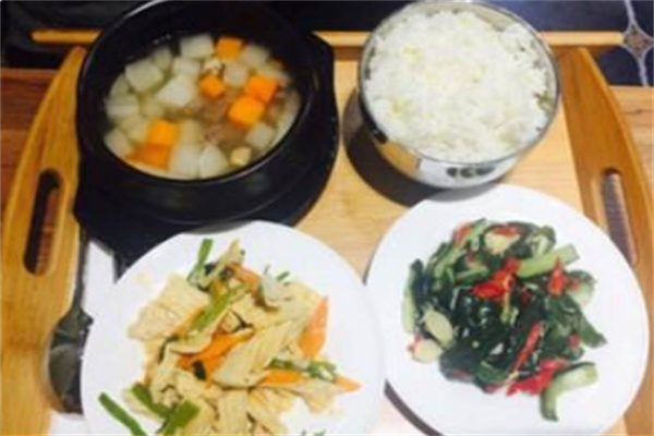 耗牛汤饭