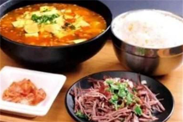 耗牛汤饭