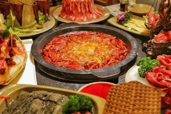 滇西火塘牛肉火锅