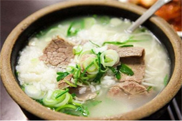 耗牛汤饭