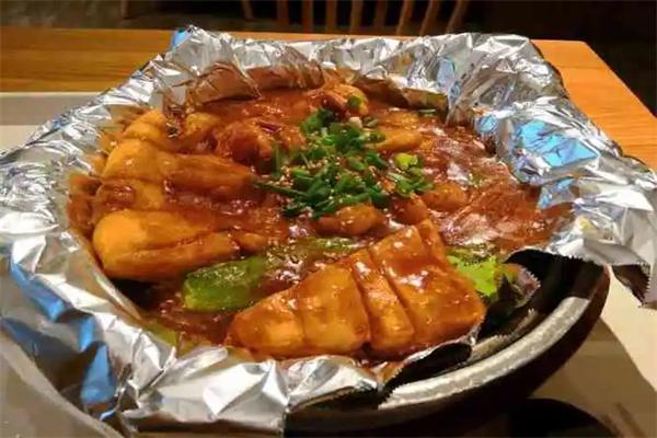 爱煲爱渔酱汁鱼煲