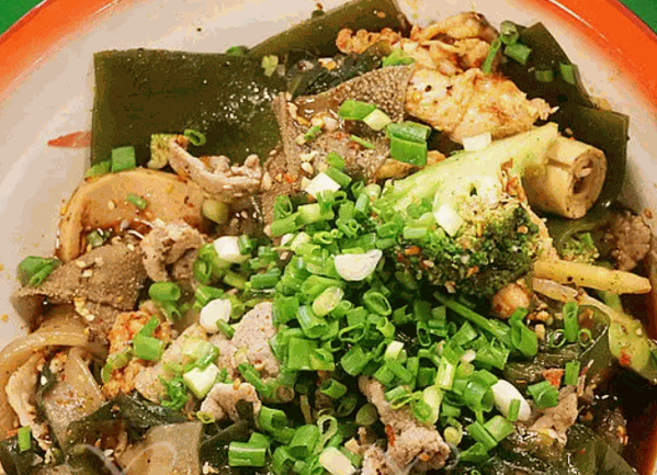 蜀小仟干拌冒菜