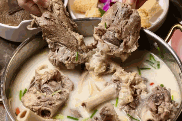  吴老大牛骨头火锅 