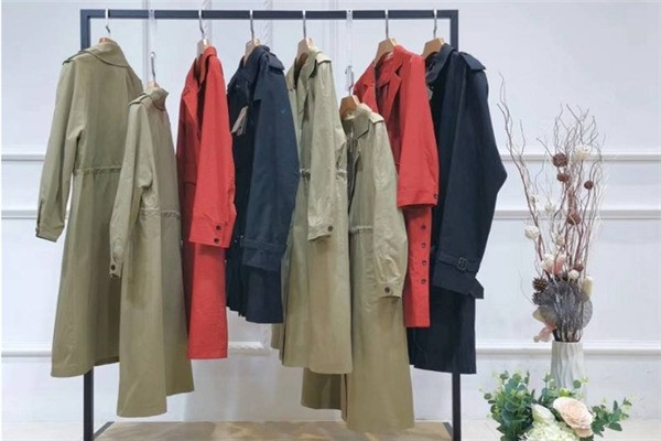 金田服饰