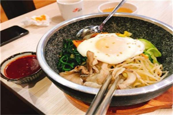 金垠地牛肉面
