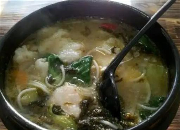 宝器锅锅酸菜鱼米线