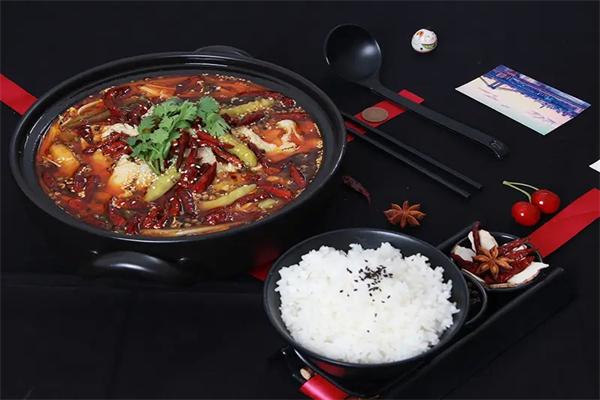 千语酸菜鱼米饭