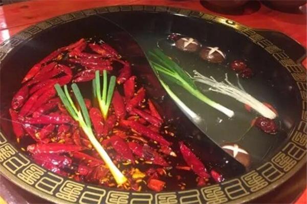 鱼煲一家