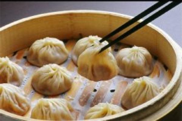 寨里李老二灌汤包
