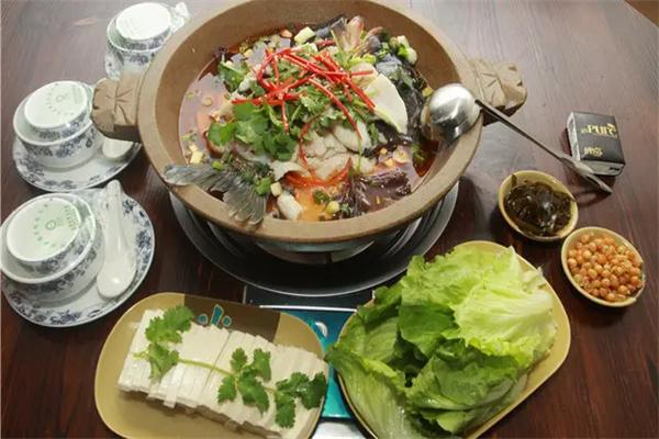 鱼塘里冷锅鱼