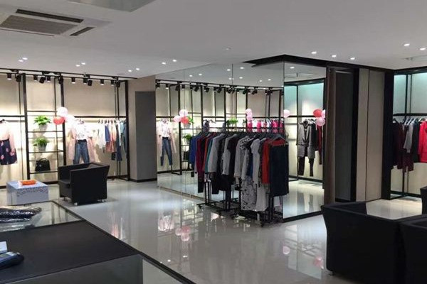 雅一服饰