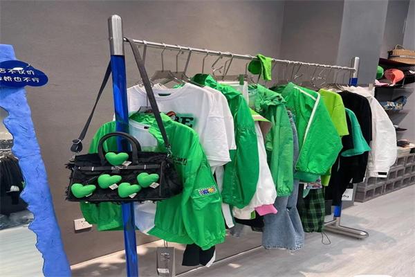 爵士虎潮牌运动服饰