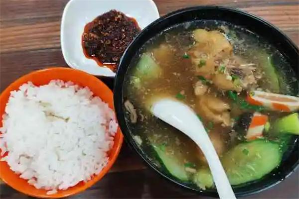 过路人汤下饭