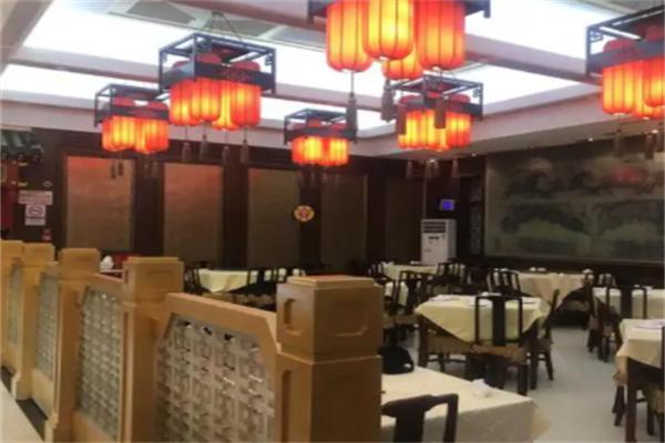 全鑫园烤鸭店