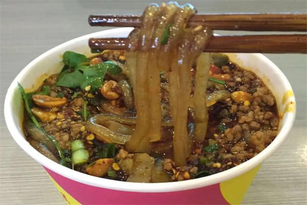 重庆虎哥酸辣粉加盟