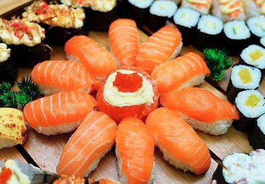 苍井外带寿司料理