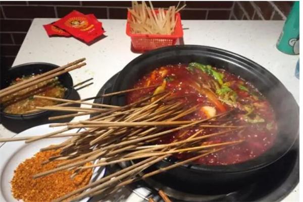 卿掌柜串串