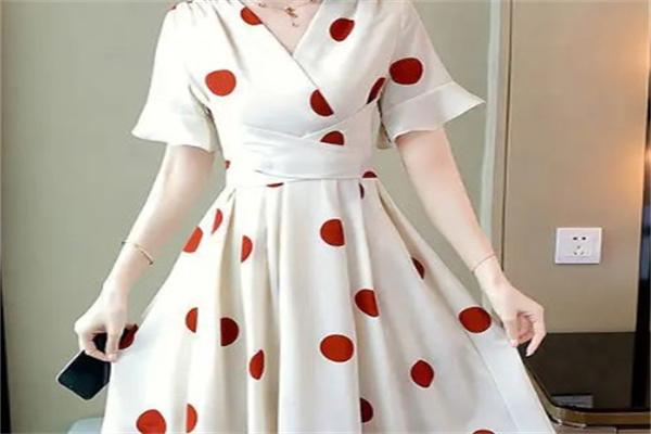 伊万诺服饰