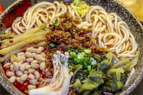 臻大碗苗家牛肉粉店