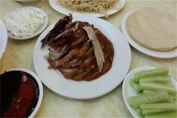 全鑫园烤鸭店