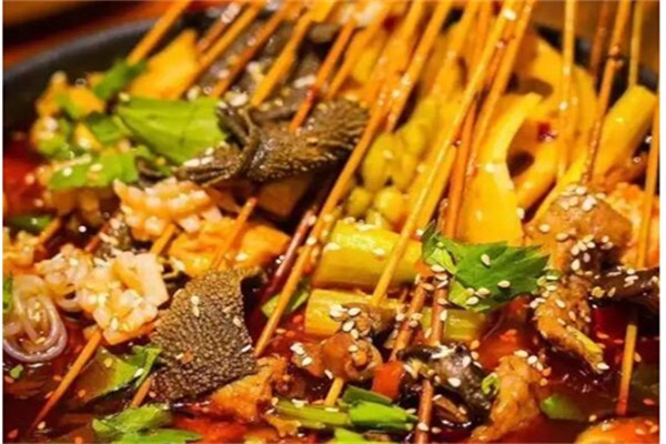 卅卅红油串串火锅
