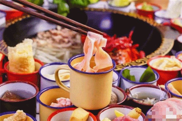 囍盅盅火锅