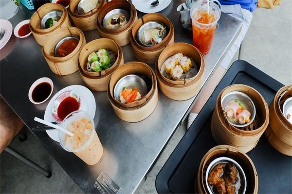 万利港式茶餐厅