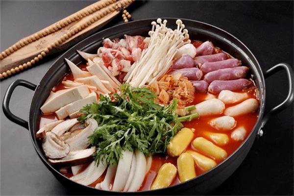 旋疯芝士年糕火锅