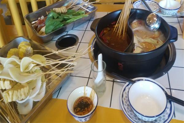 老砂锅串串香