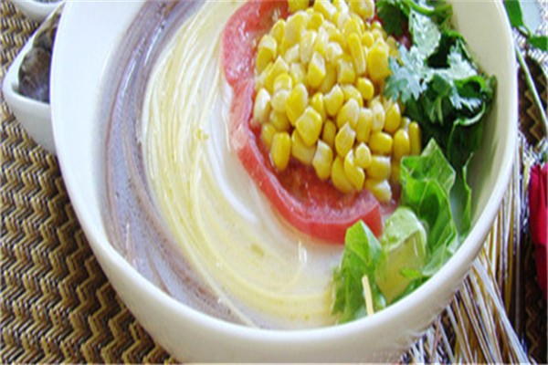 煲留香鱼粉煲仔饭