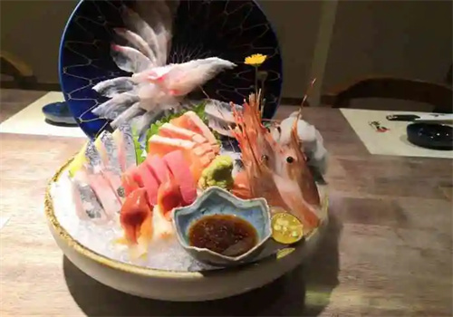 东郡主日本料理