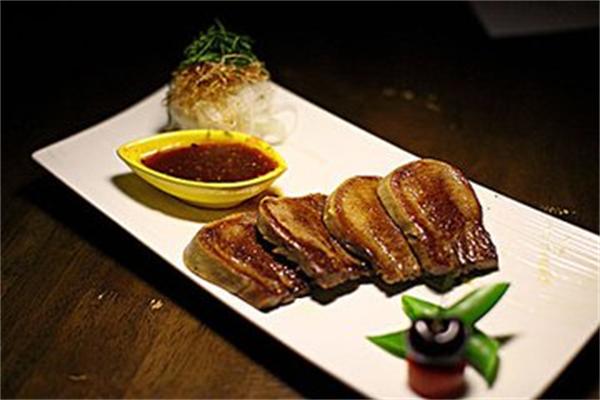 上青日本料理