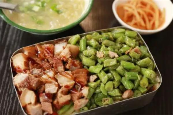 老盒饭主题餐厅加盟