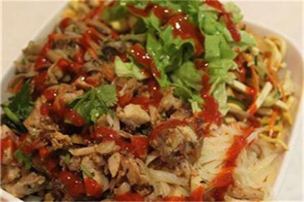 阳光烤肉拌饭