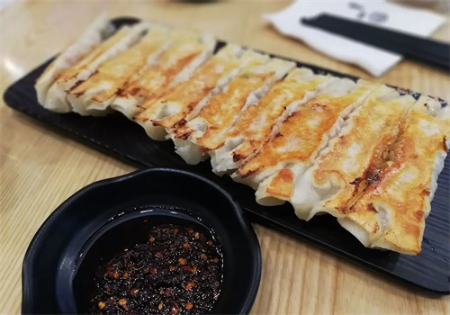 八方云集锅贴水饺专门店